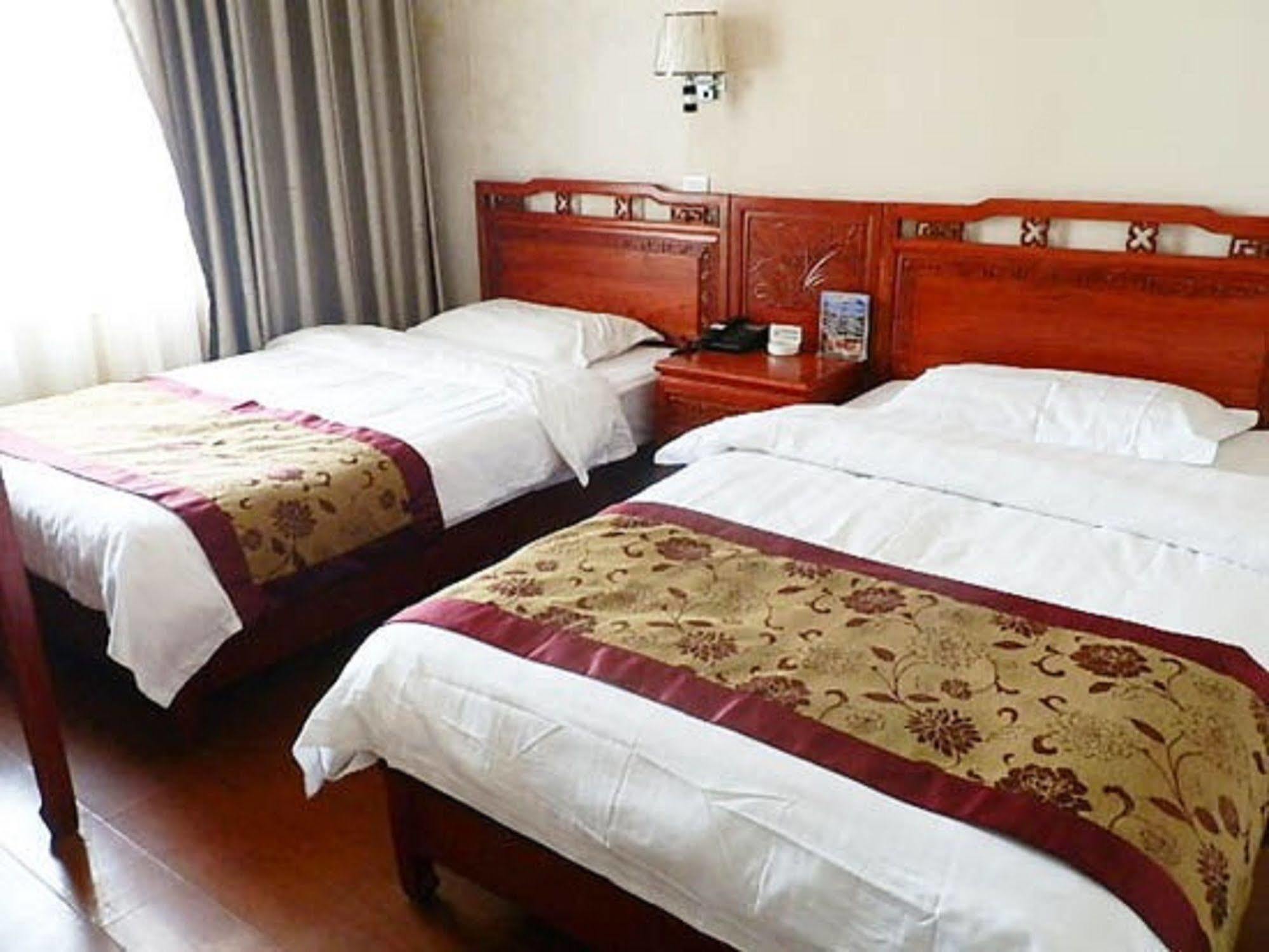 Hotel Hyde Courtyard 3*